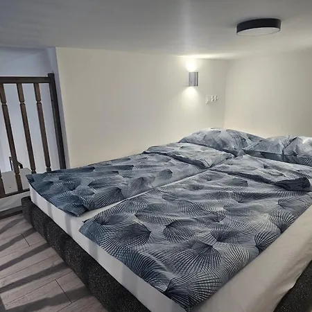 Apartmán Nad Odra Z Antresola, Rynek 500 M Vratislav